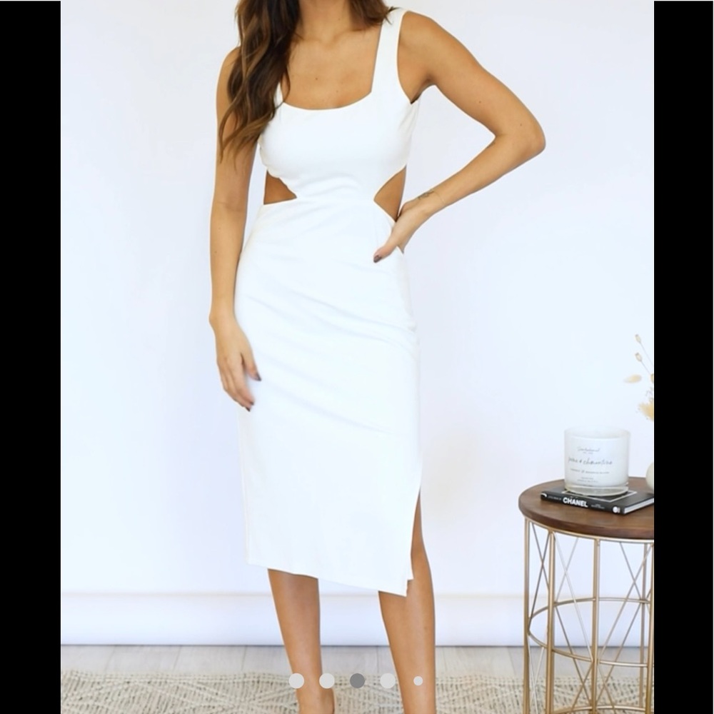 Sleeveless Midi Dress with Cut-Out Accent - White